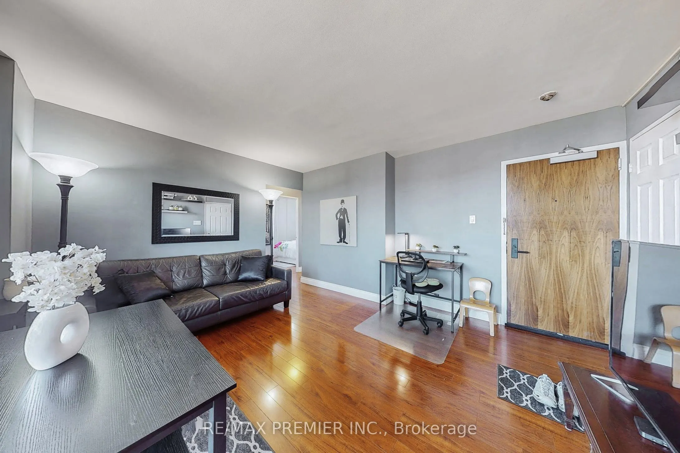 1145 Logan Avenue, #1001