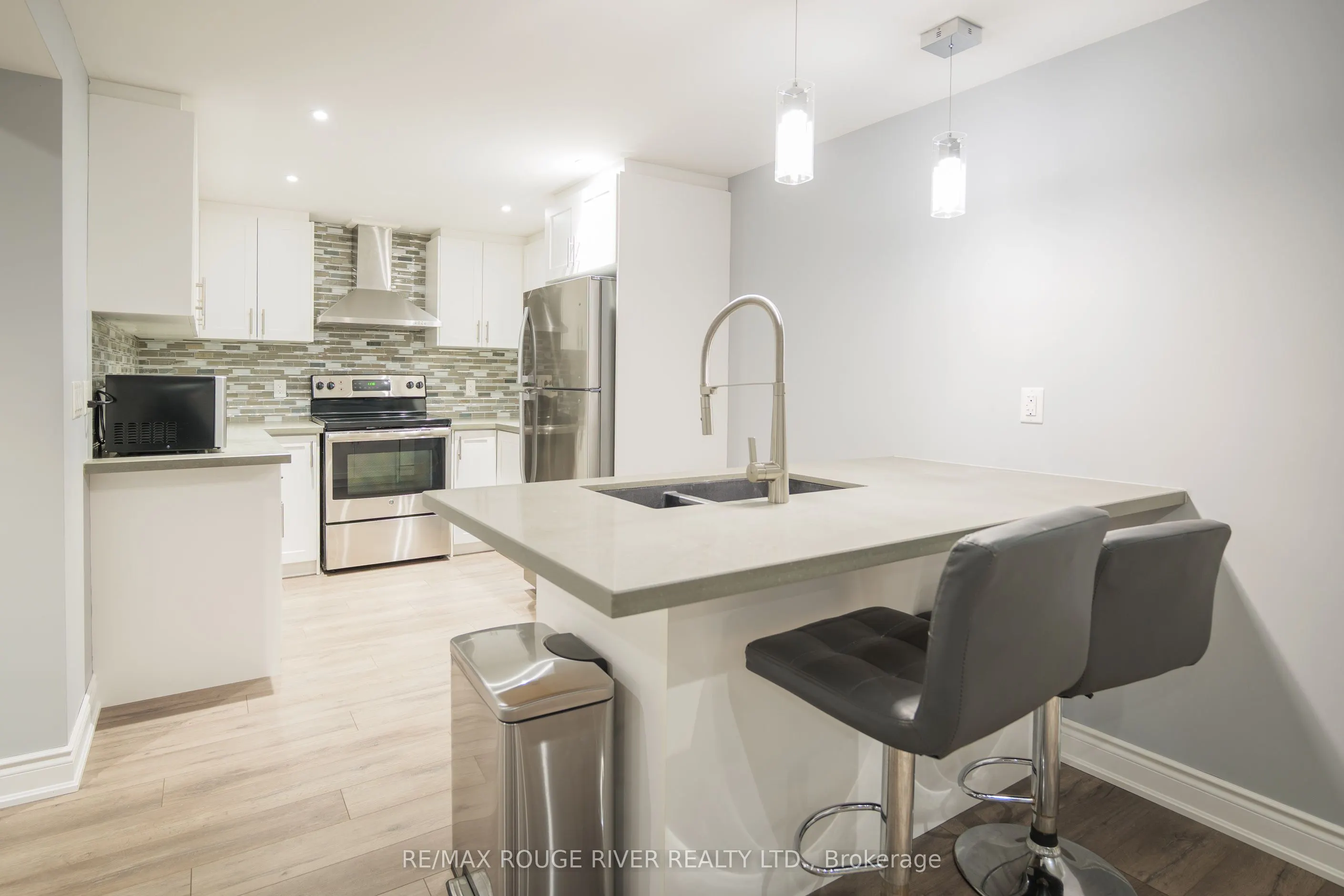 478 Summerpark Crescent