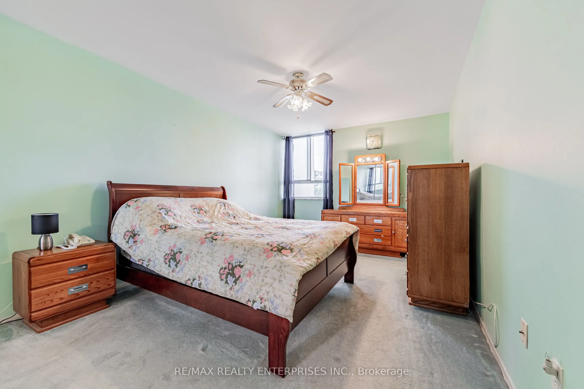 1 Massey Square, #308