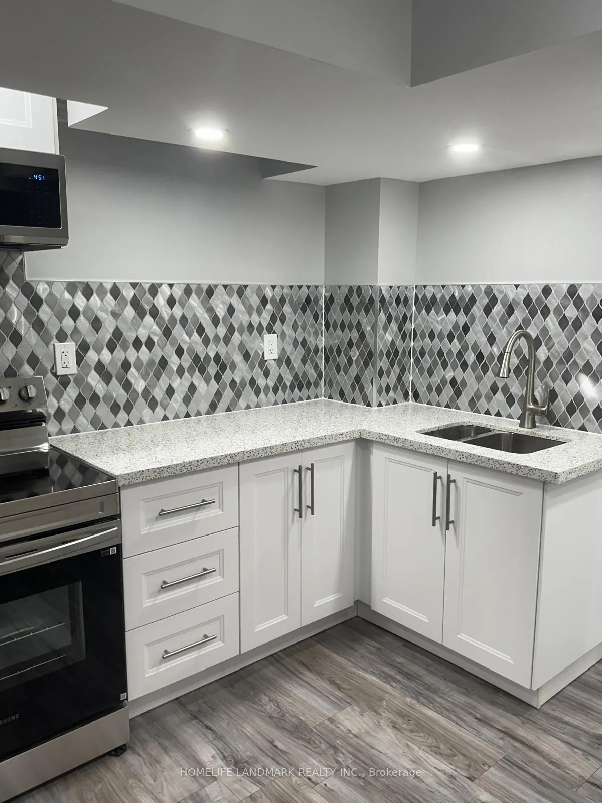 6 Pickett Street, #Basement