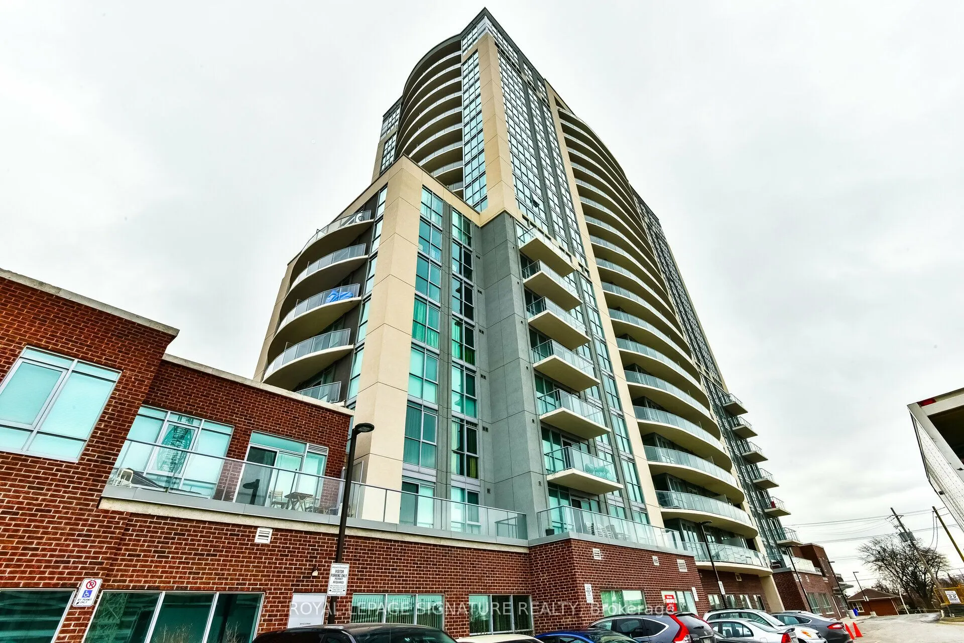 1328 Birchmount Road, #PH01