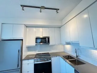 3270 SHEPPARD Avenue E, #1421