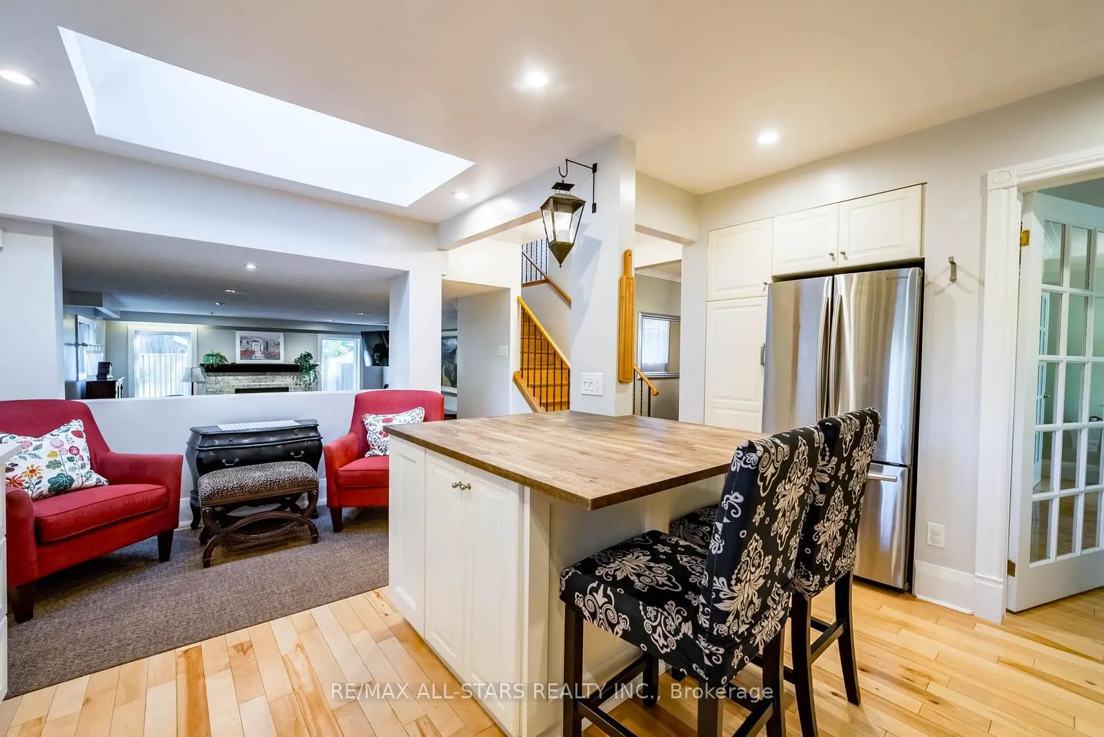55 Larwood Boulevard