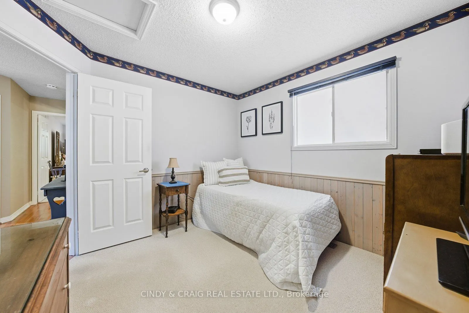 318 Sandringham Drive