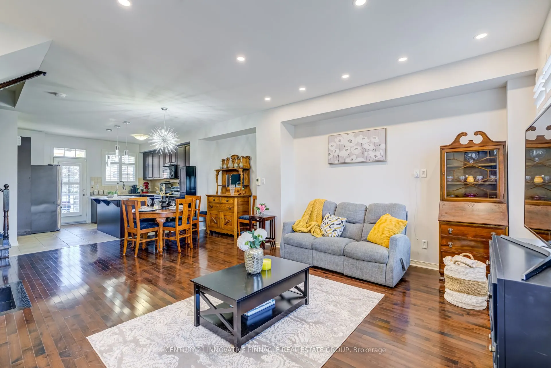 1701 Finch Avenue, #9