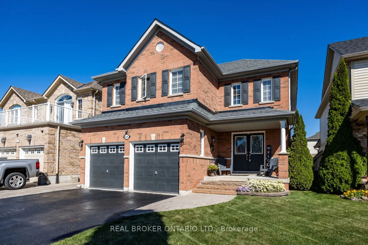 615 Oxbow Crescent