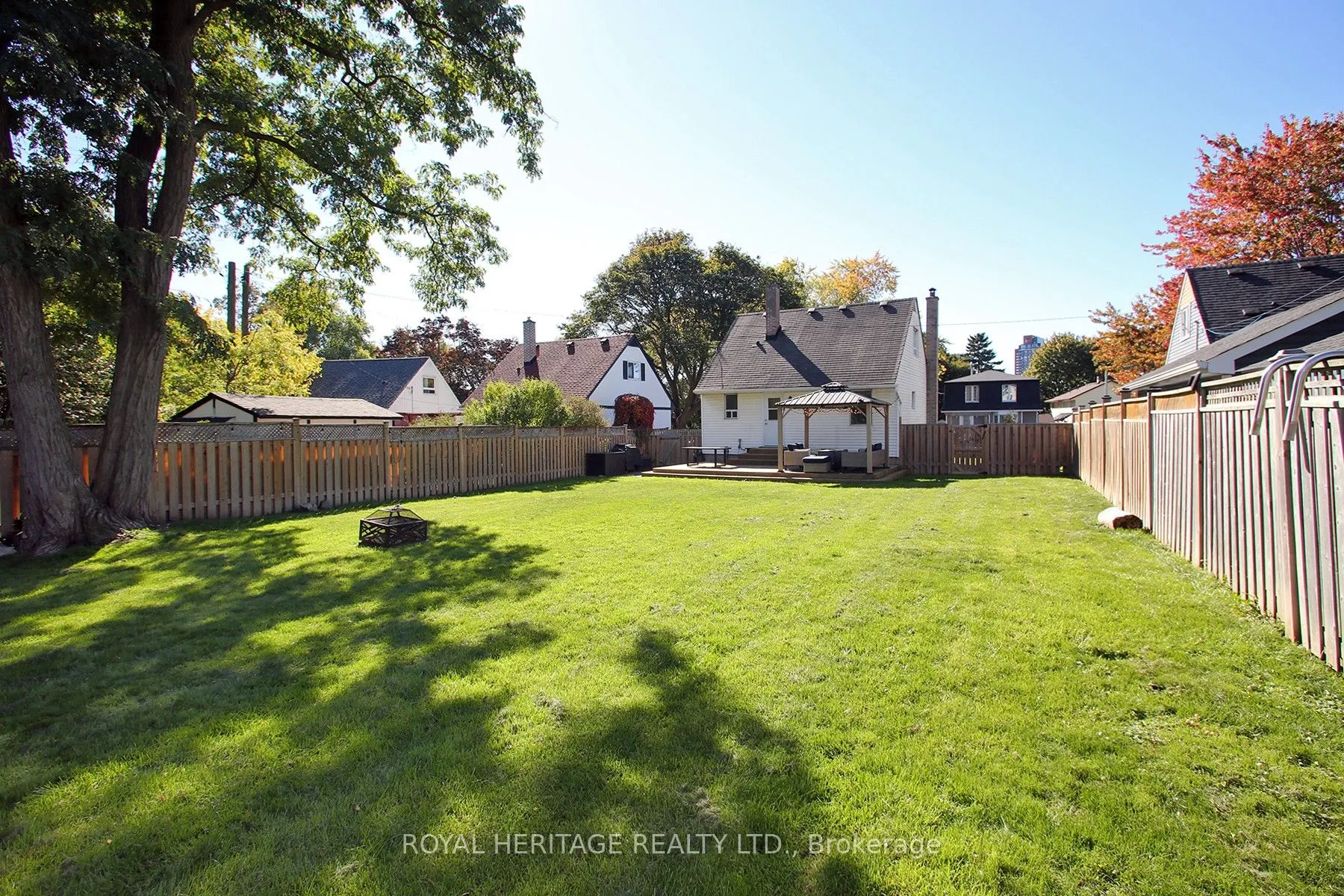 16 Burcher Road