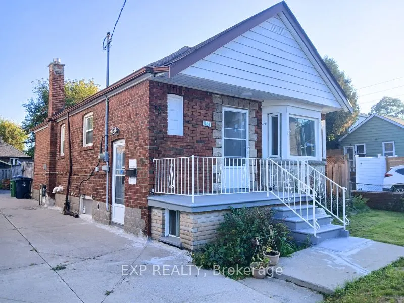 861 Cosburn Avenue, #Lower