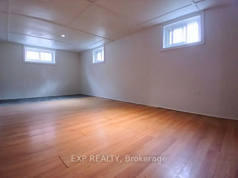 861 Cosburn Avenue, #Lower