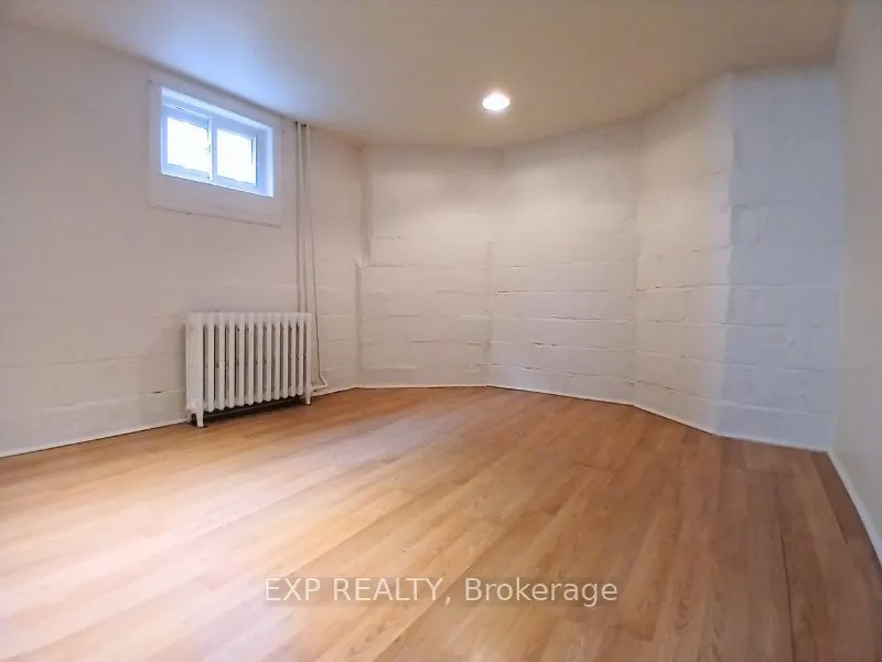 861 Cosburn Avenue, #Lower