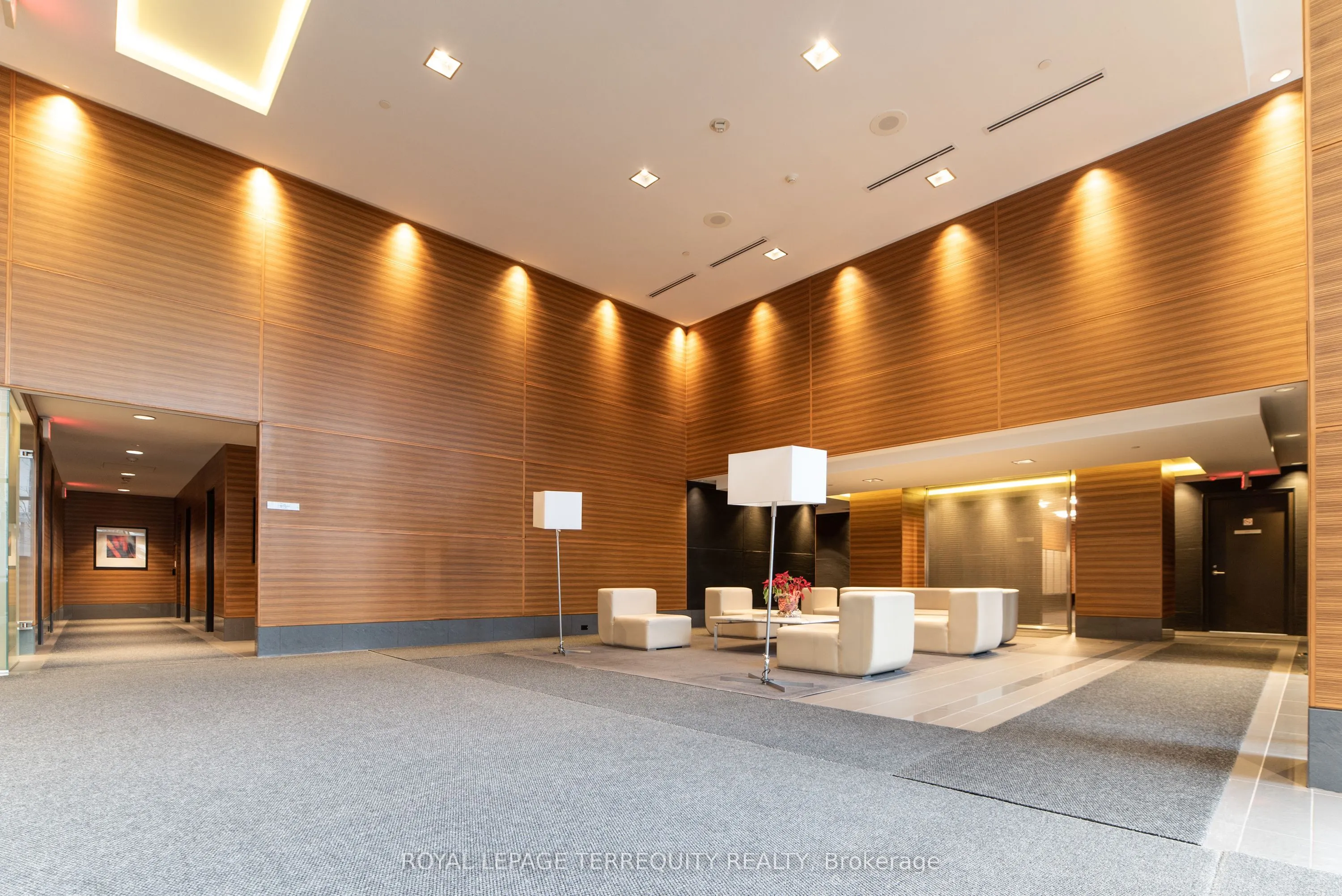 125 Village Green Square, #3504