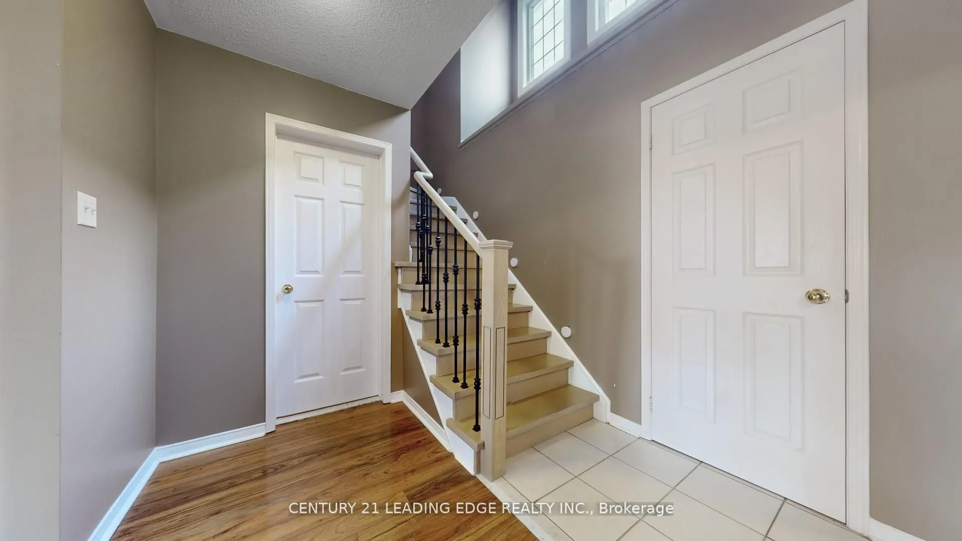 929 Glenbourne Court