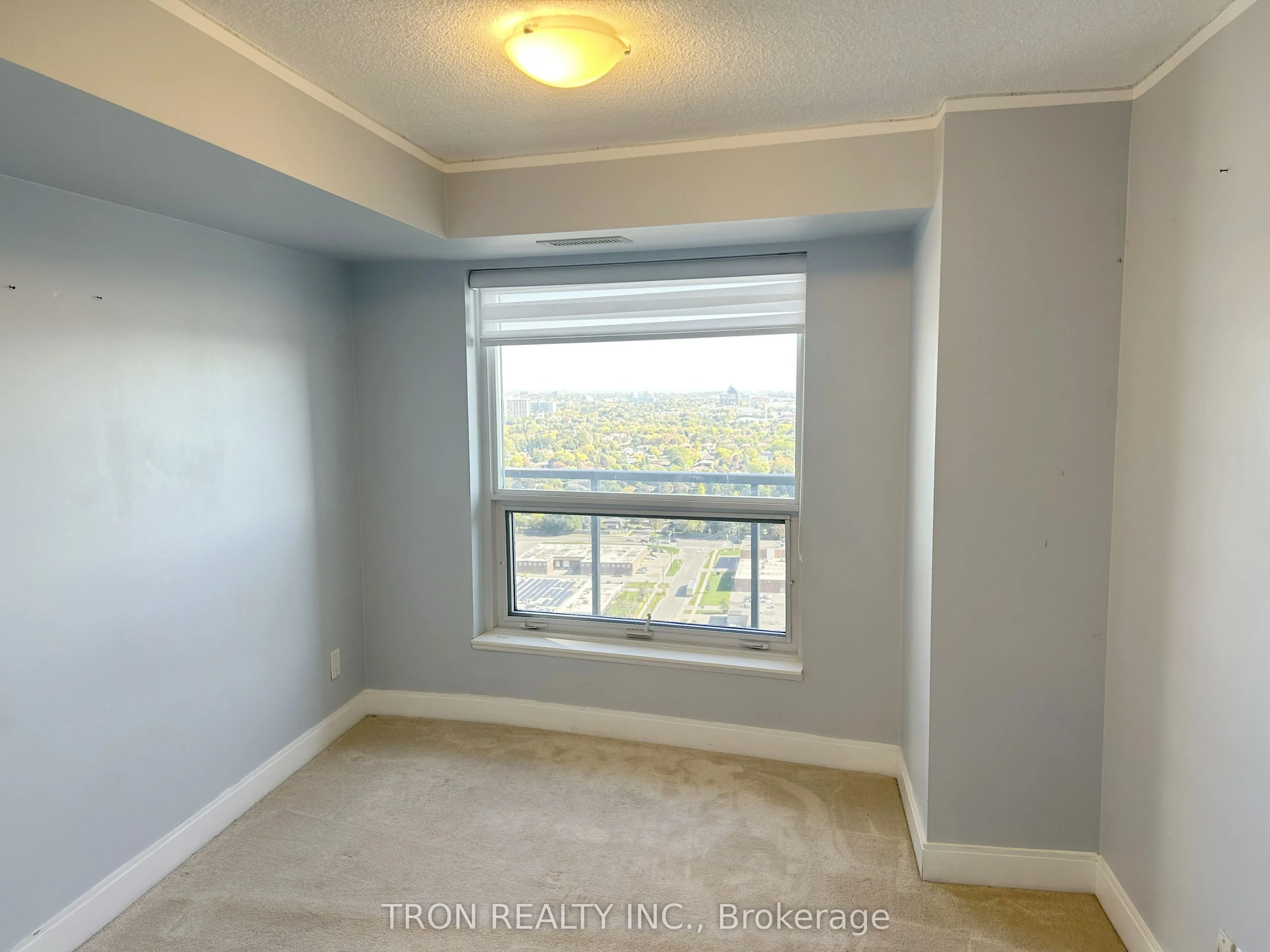125 Village Green Square, #3102