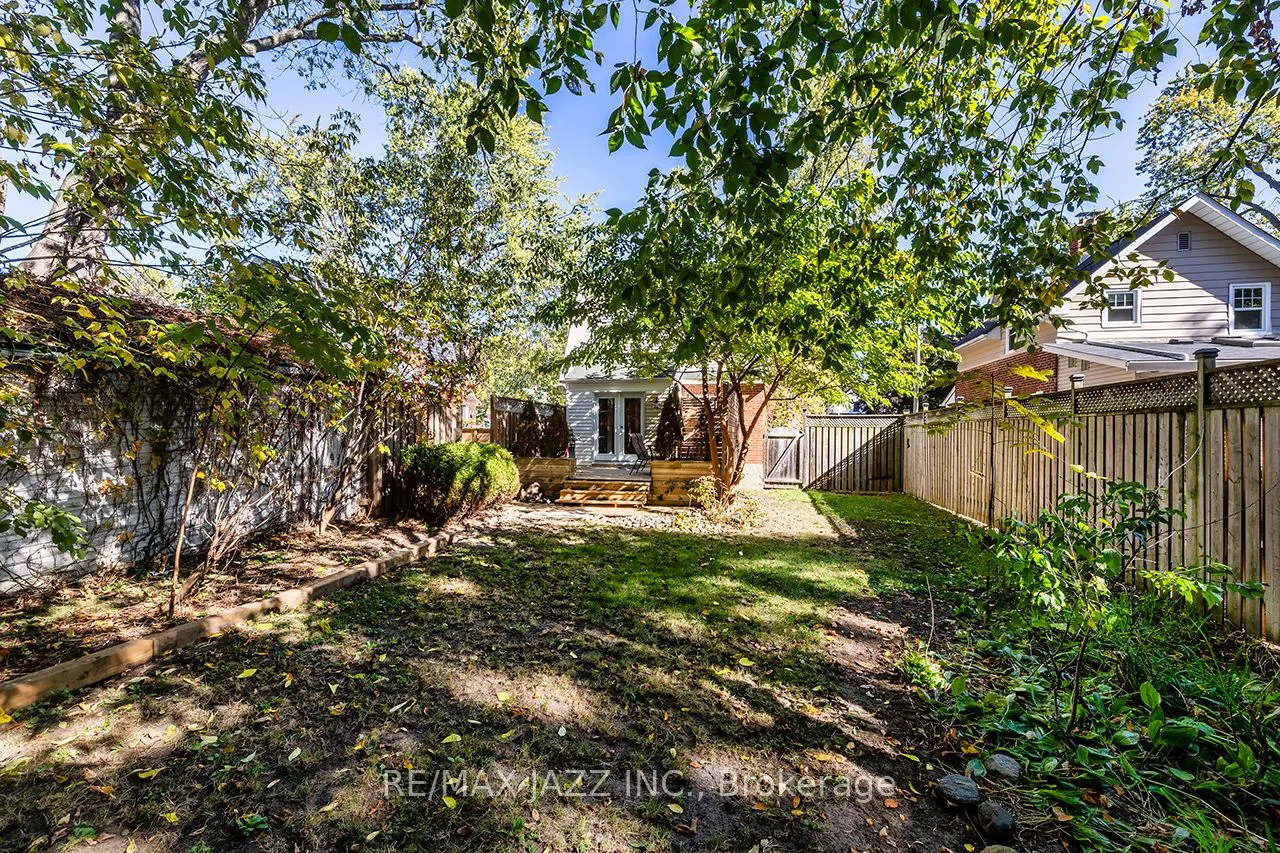 538 Masson Street