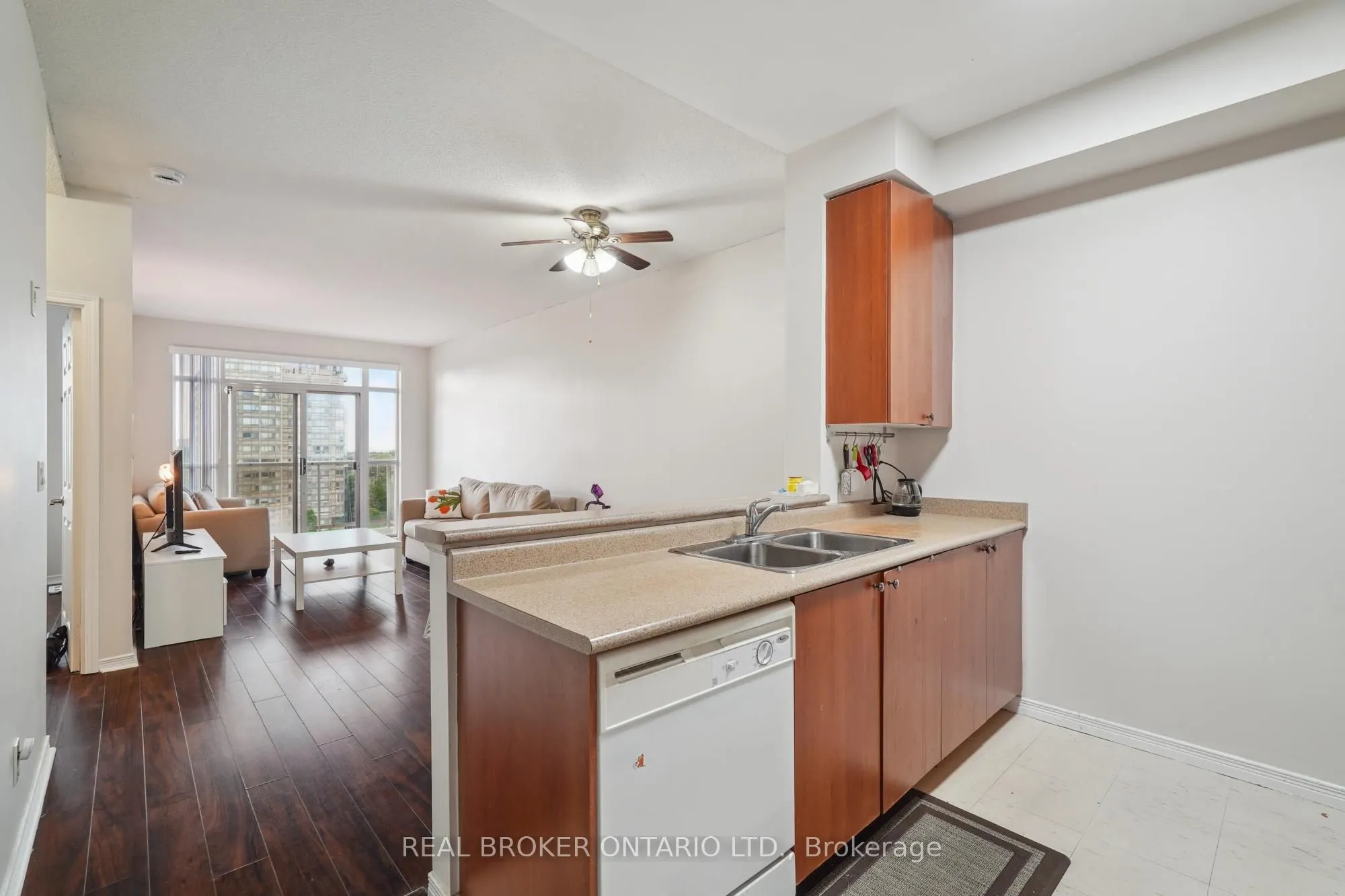 3650 Kingston Road, #926