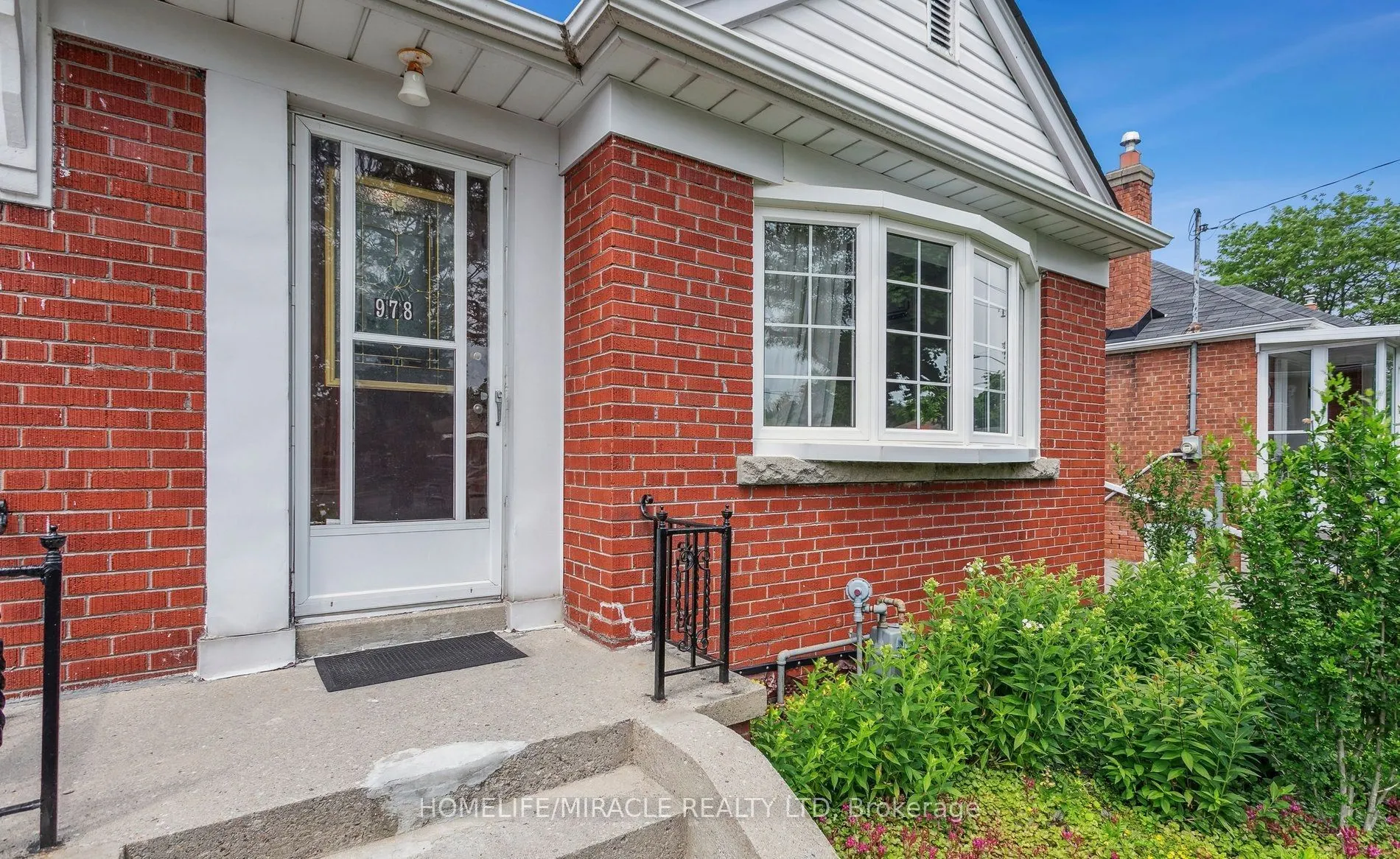 978 Pharmacy Avenue, #Main