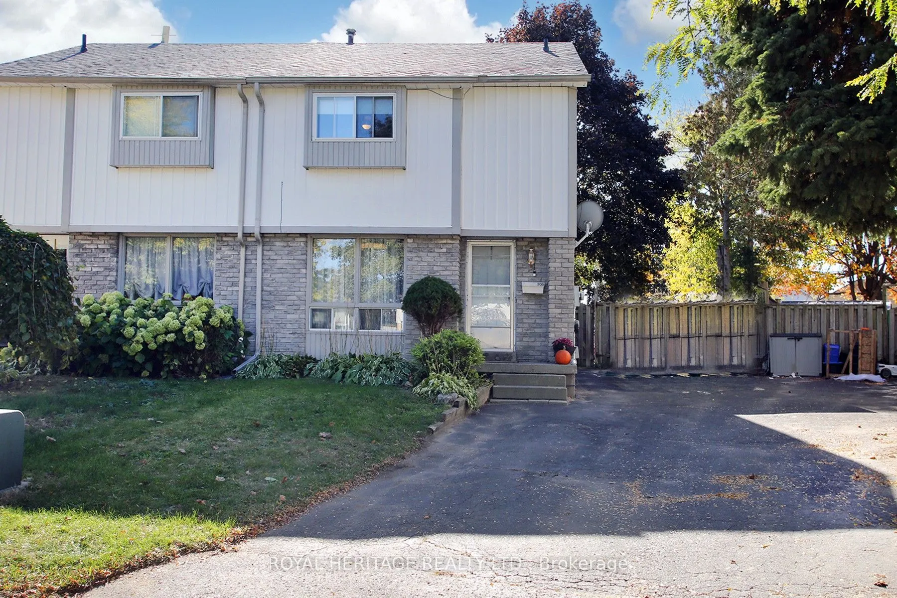 205 Northminster Court