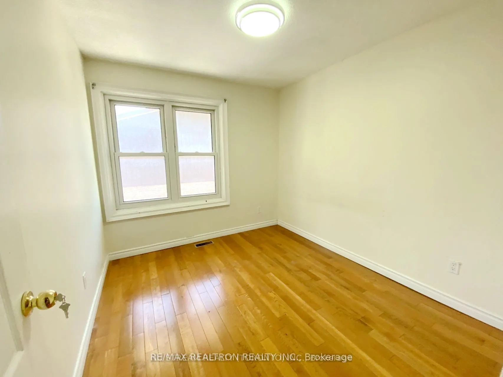 2606 Midland Avenue, #3B
