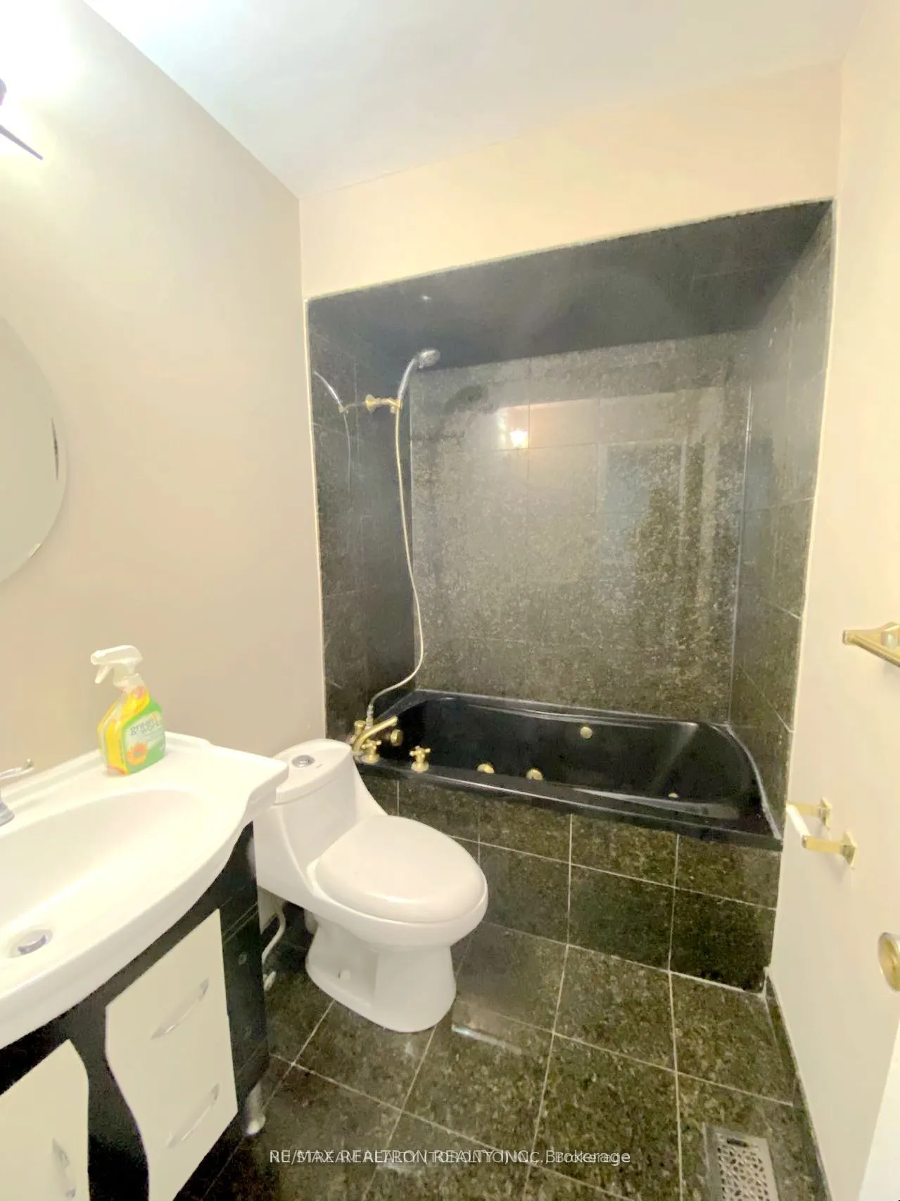 2606 Midland Avenue, #3B