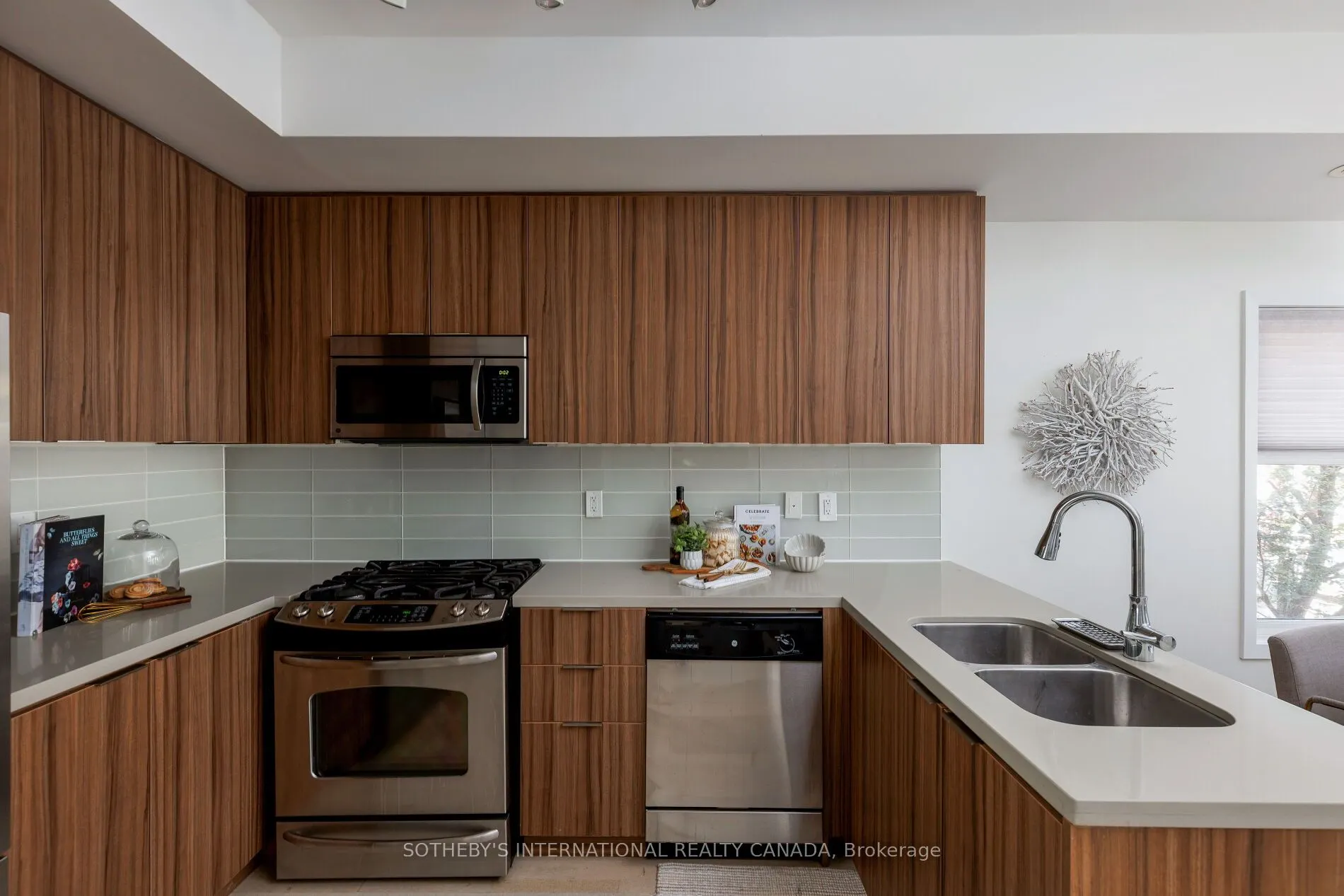 140 Broadview Avenue, #29