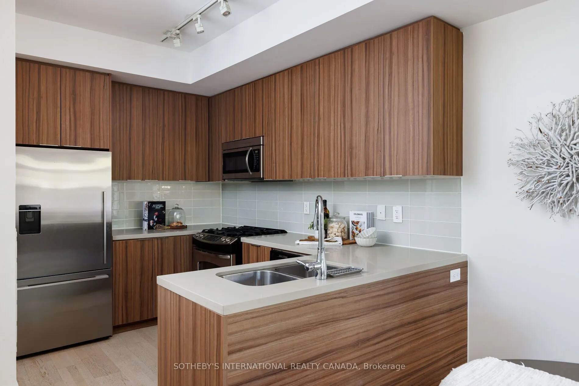 140 Broadview Avenue, #29