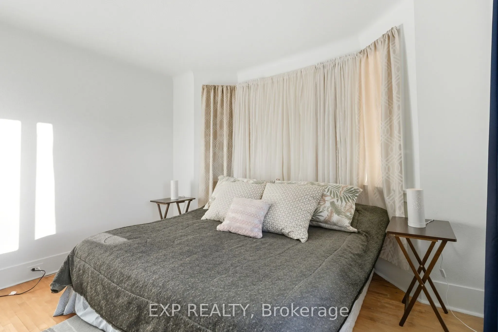 801 Ritson Road S