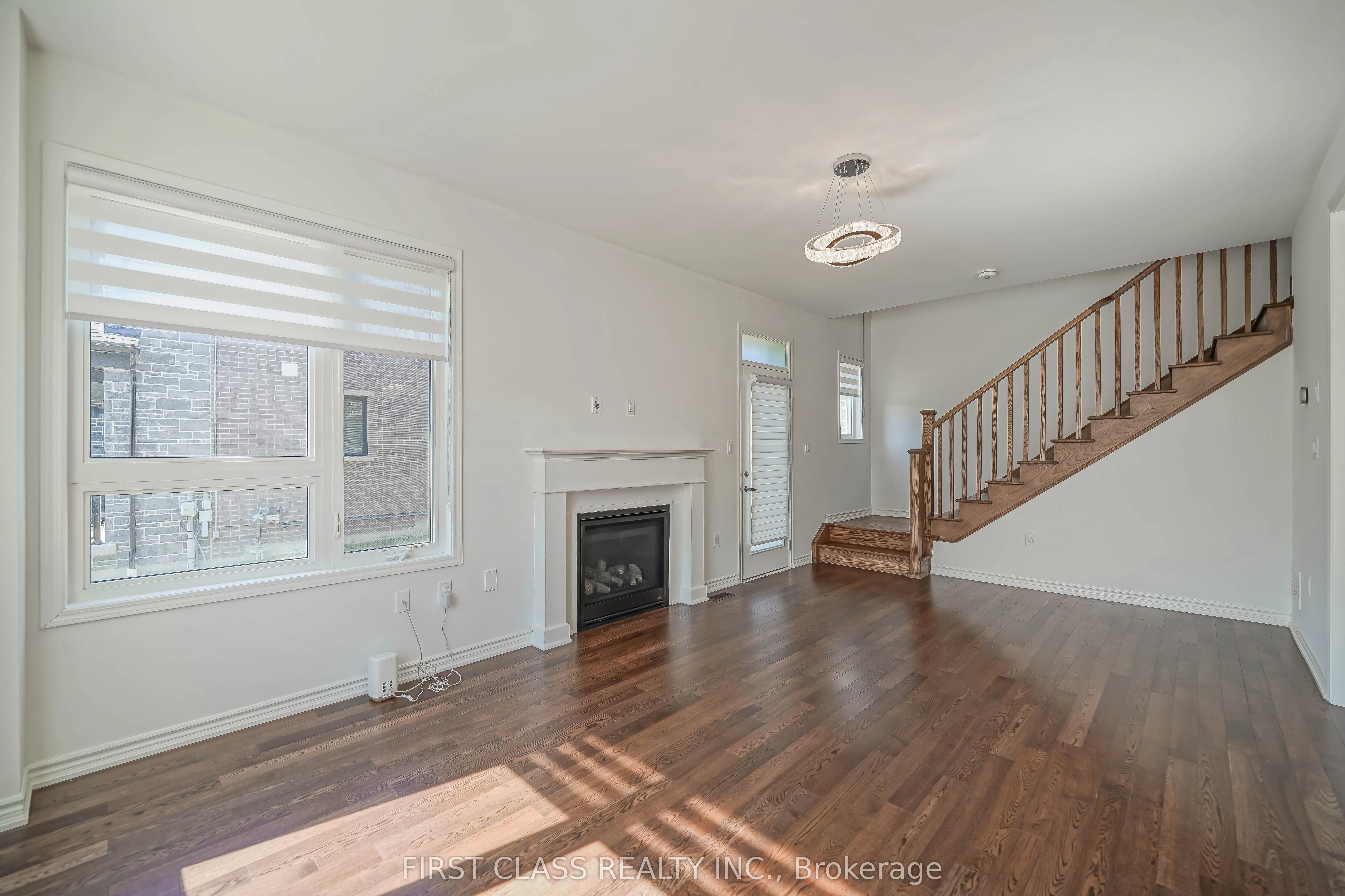 1475 mockingbird Square