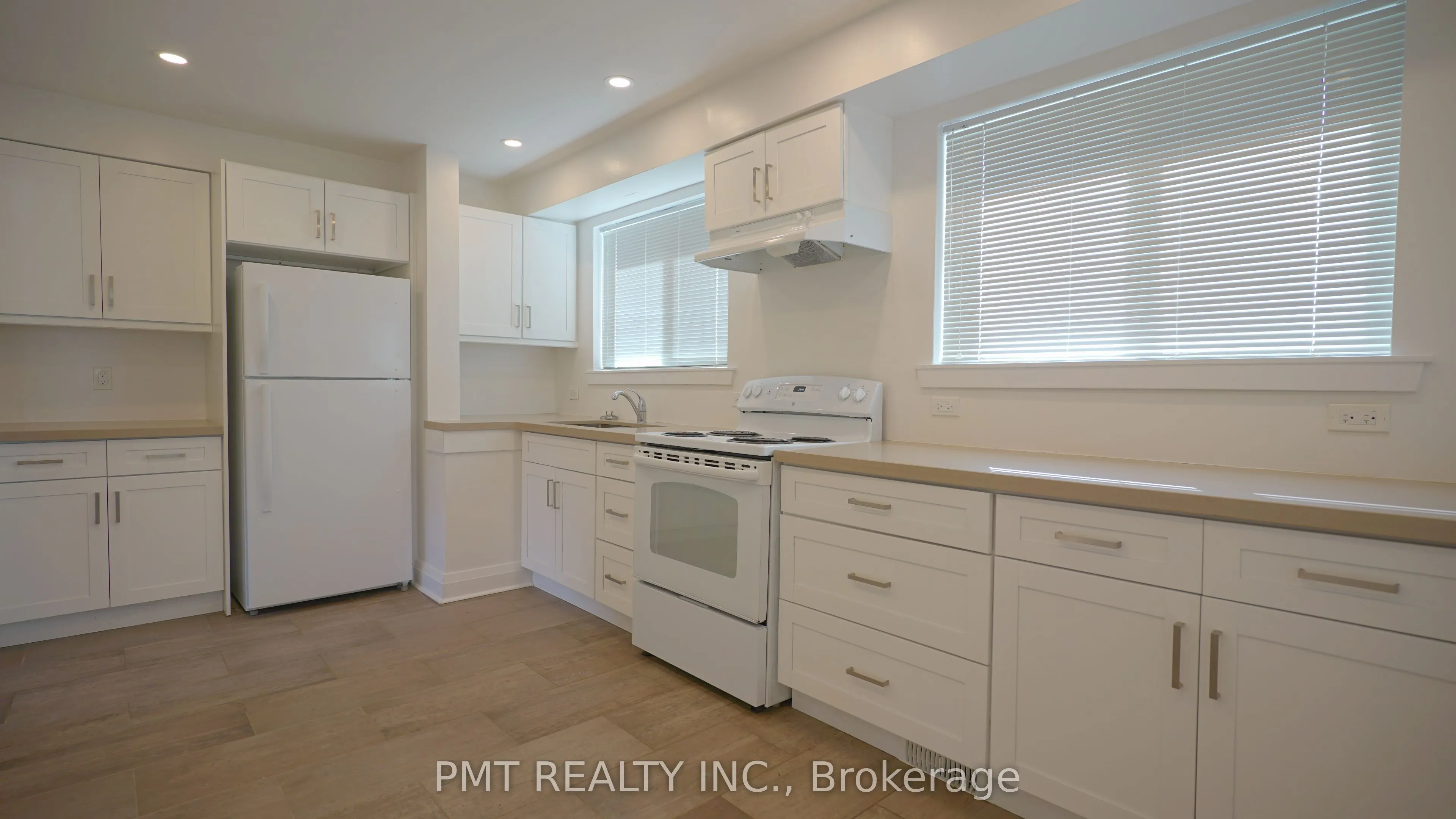 17 Ravenview Drive, #Main