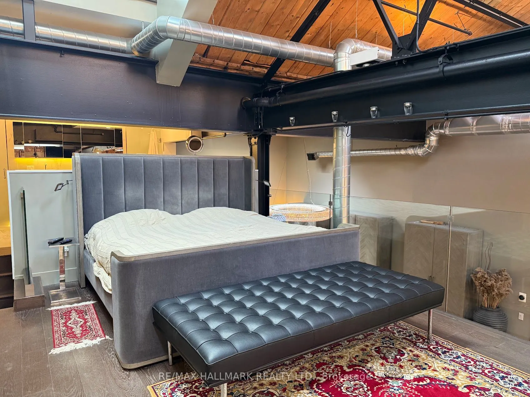 326 Carlaw Avenue, #122
