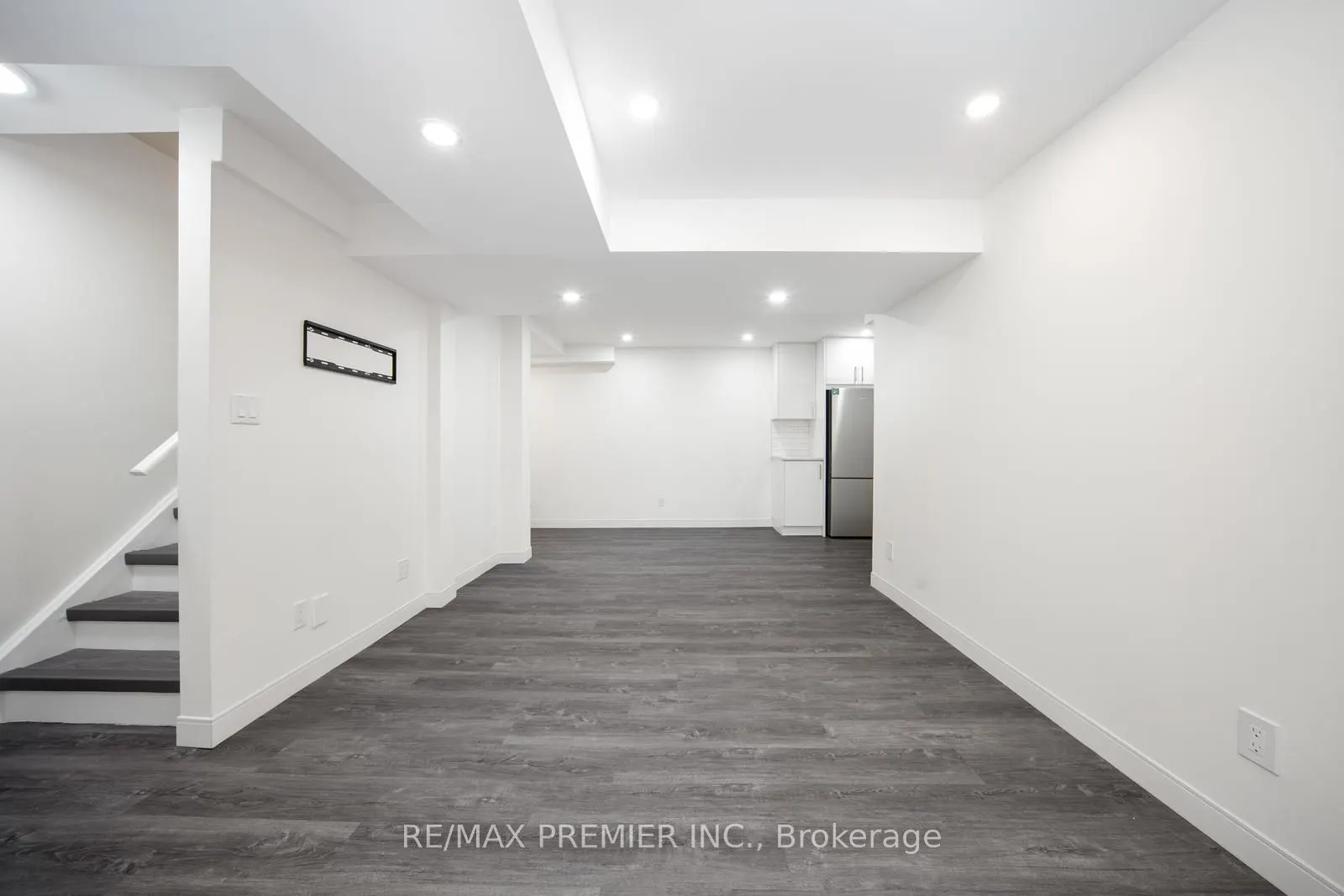 1058 Cameo Street, #Lower