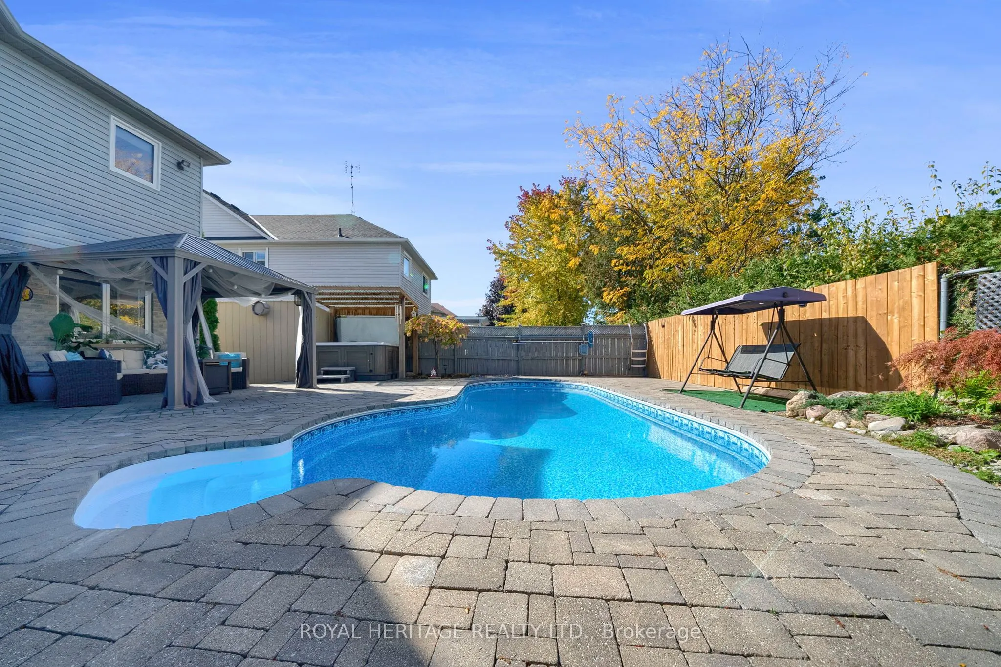 46 Lownie Court