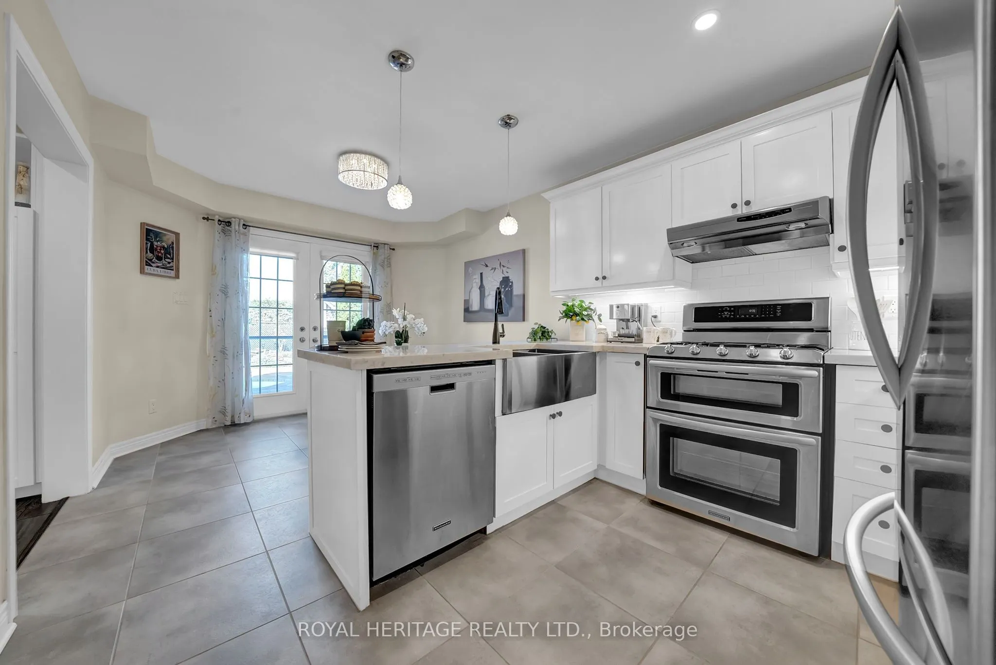 46 Lownie Court