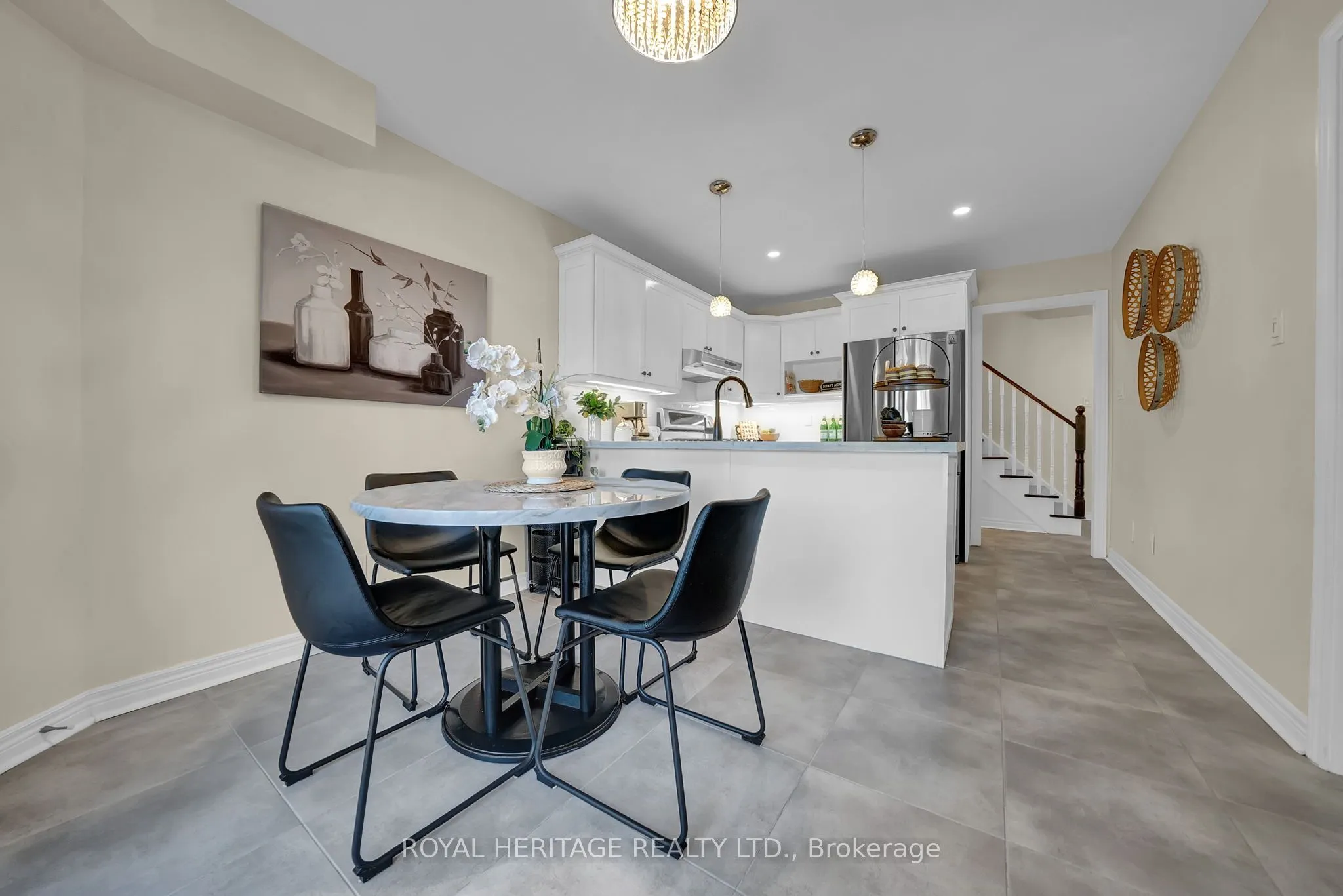 46 Lownie Court