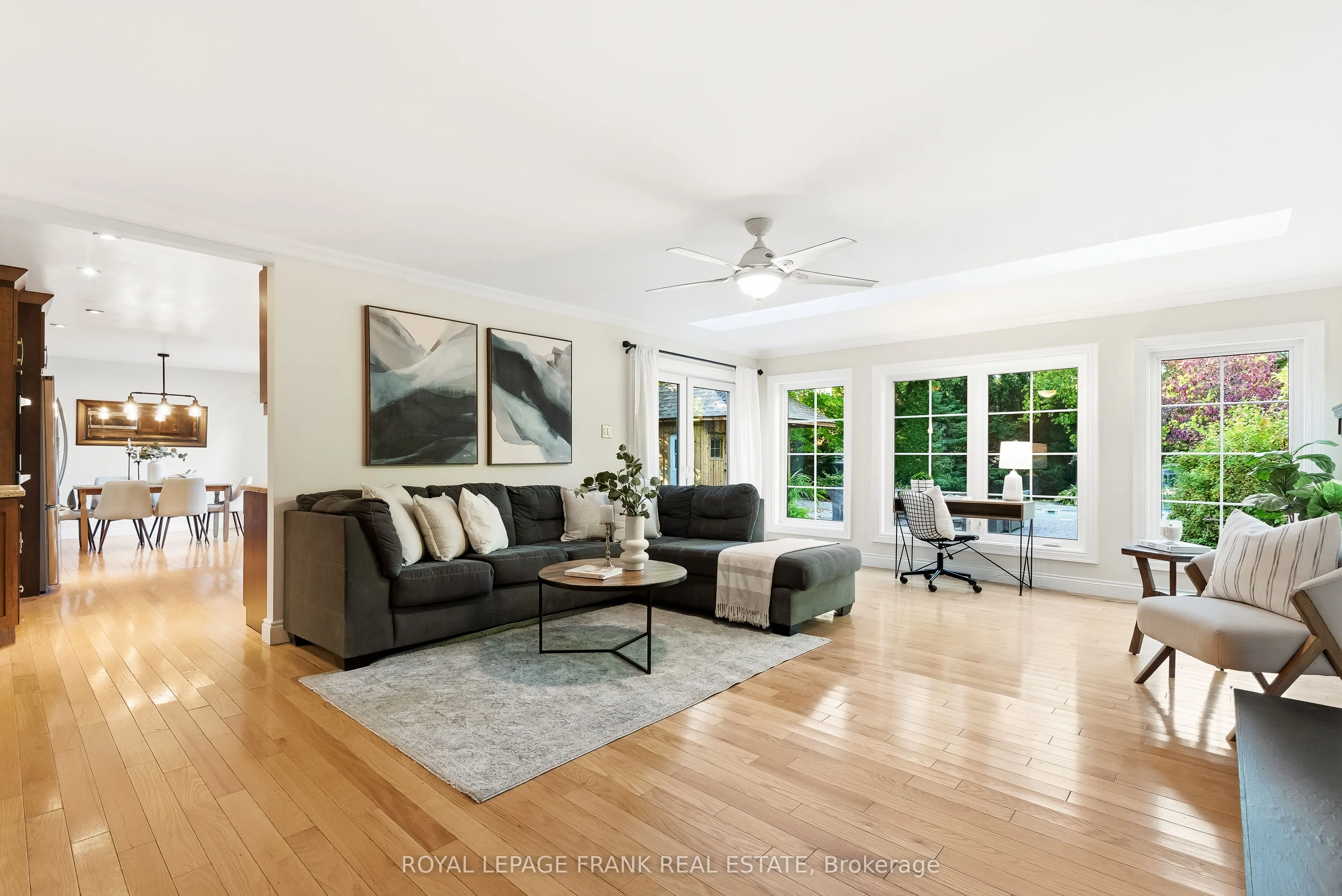 462 Kent Street