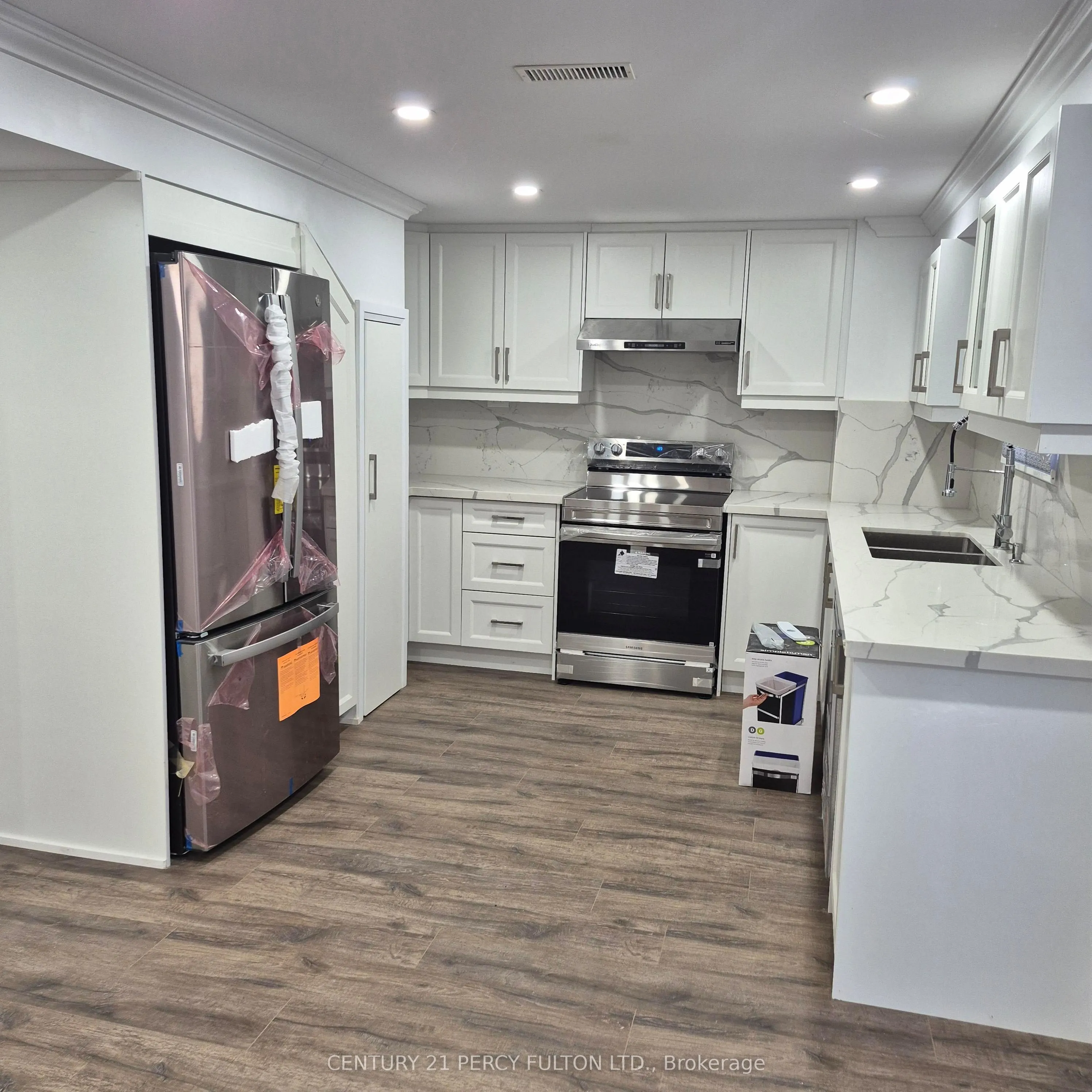 287 Ravenscroft Road, #Bsmt