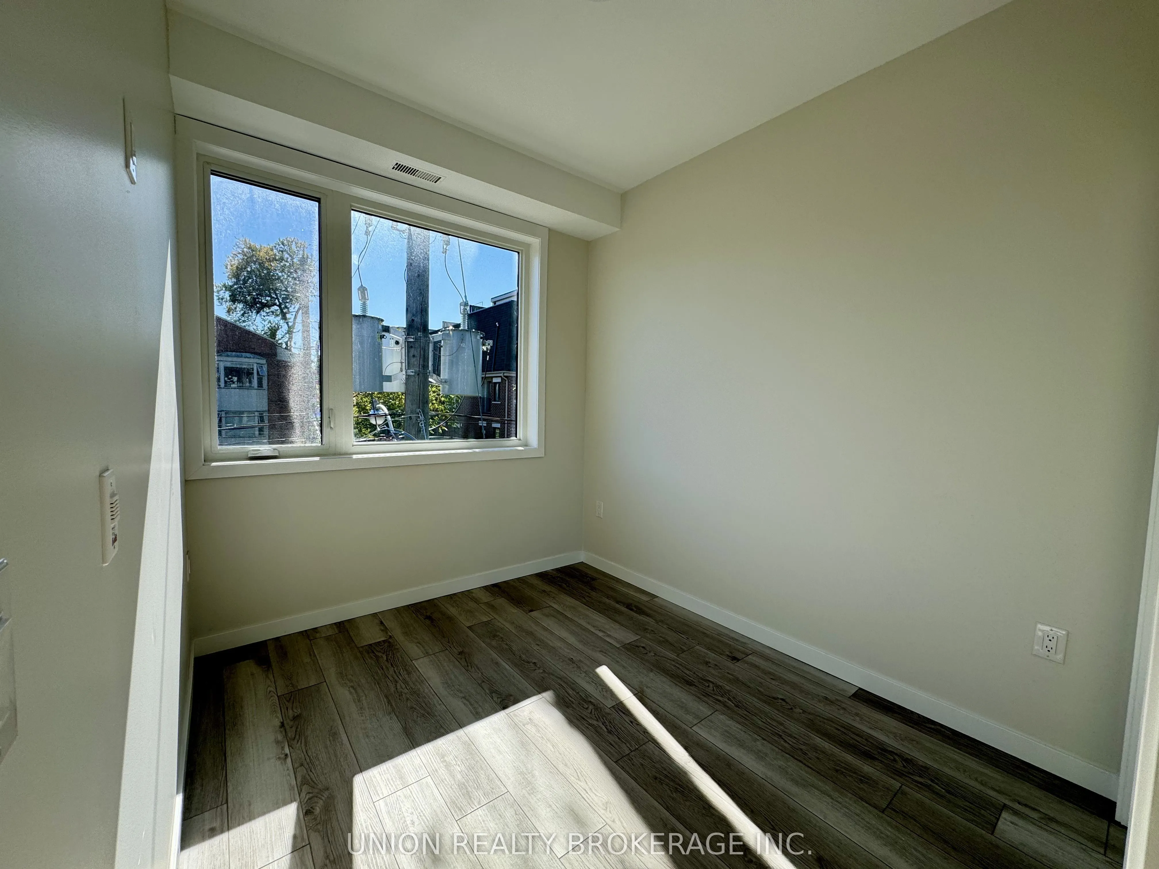 1184 Queen Street E, #3