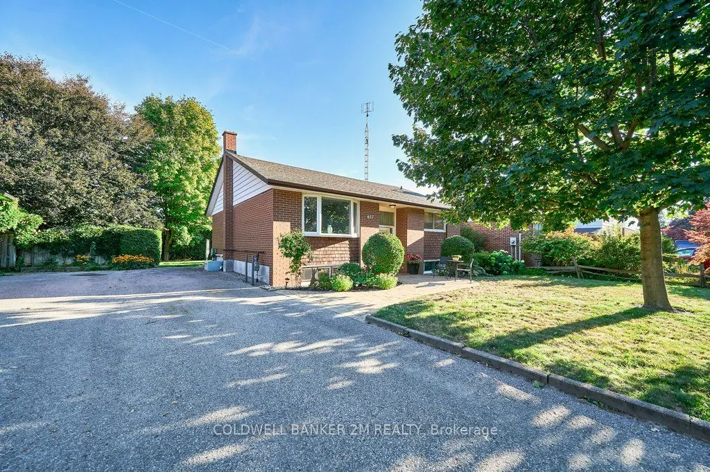 657 Balmoral Drive
