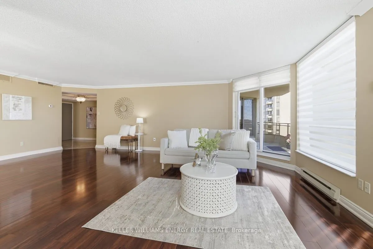 700 Wilson Road N, #1004