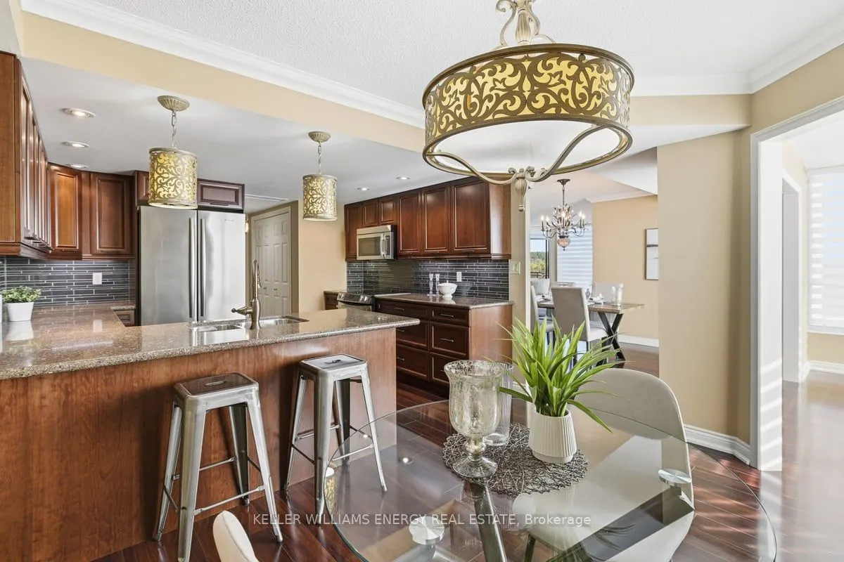 700 Wilson Road N, #1004