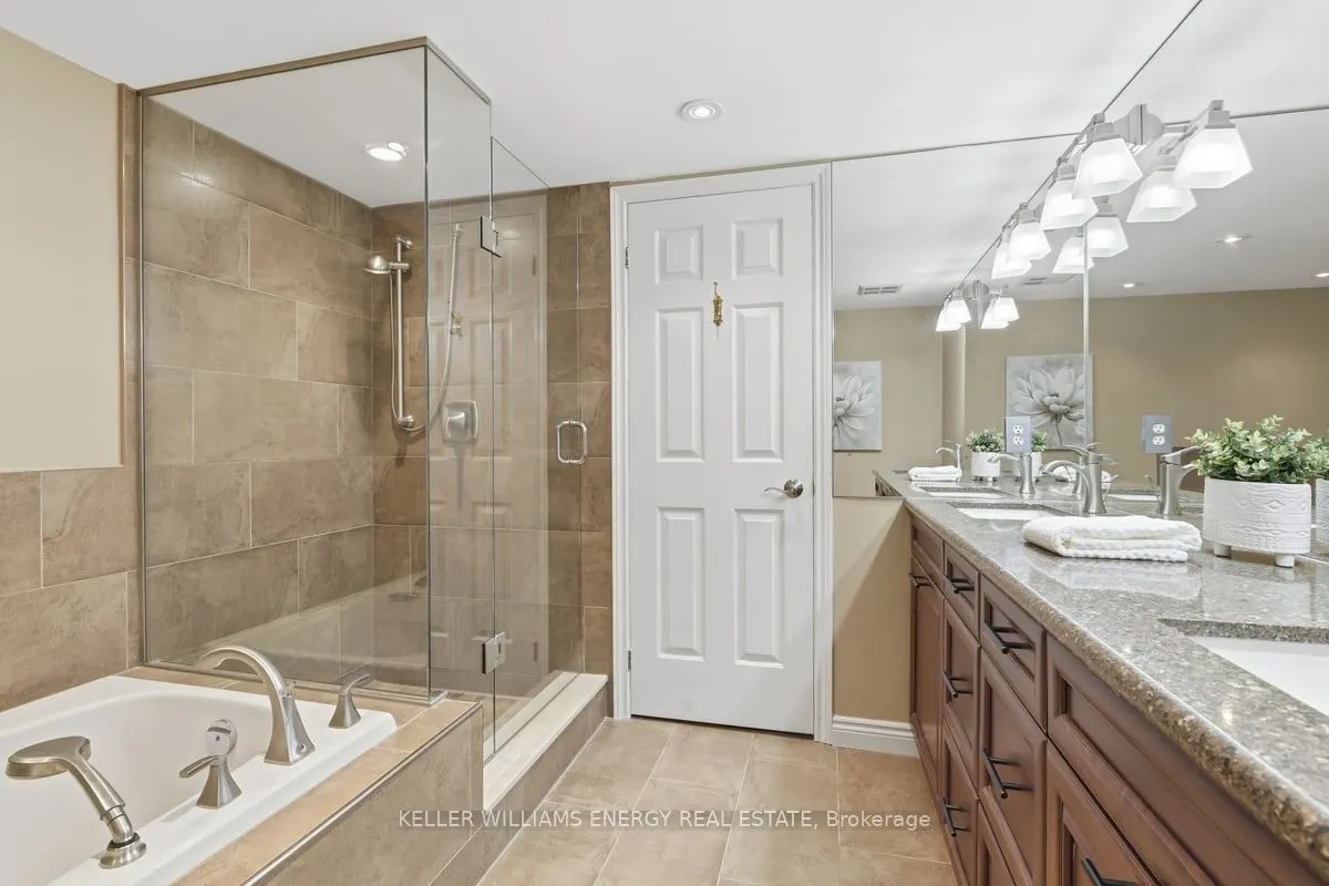 700 Wilson Road N, #1004