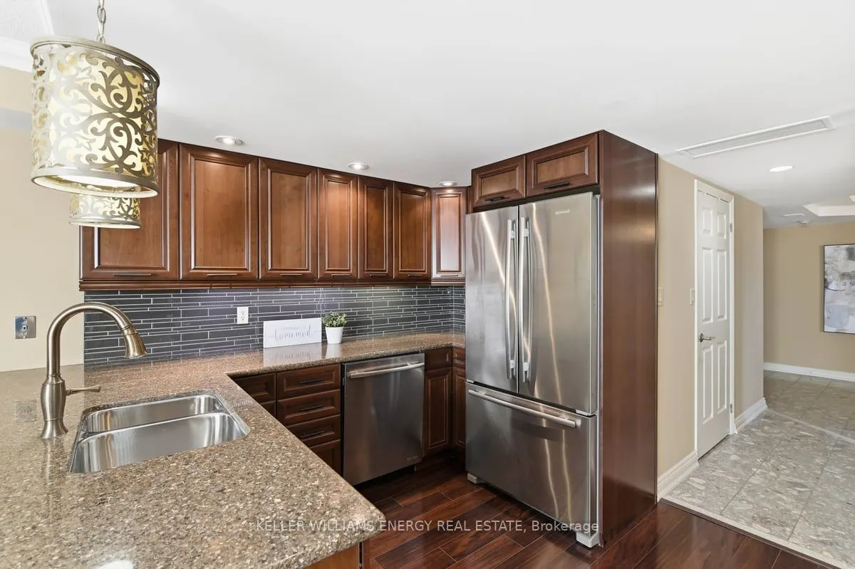 700 Wilson Road N, #1004