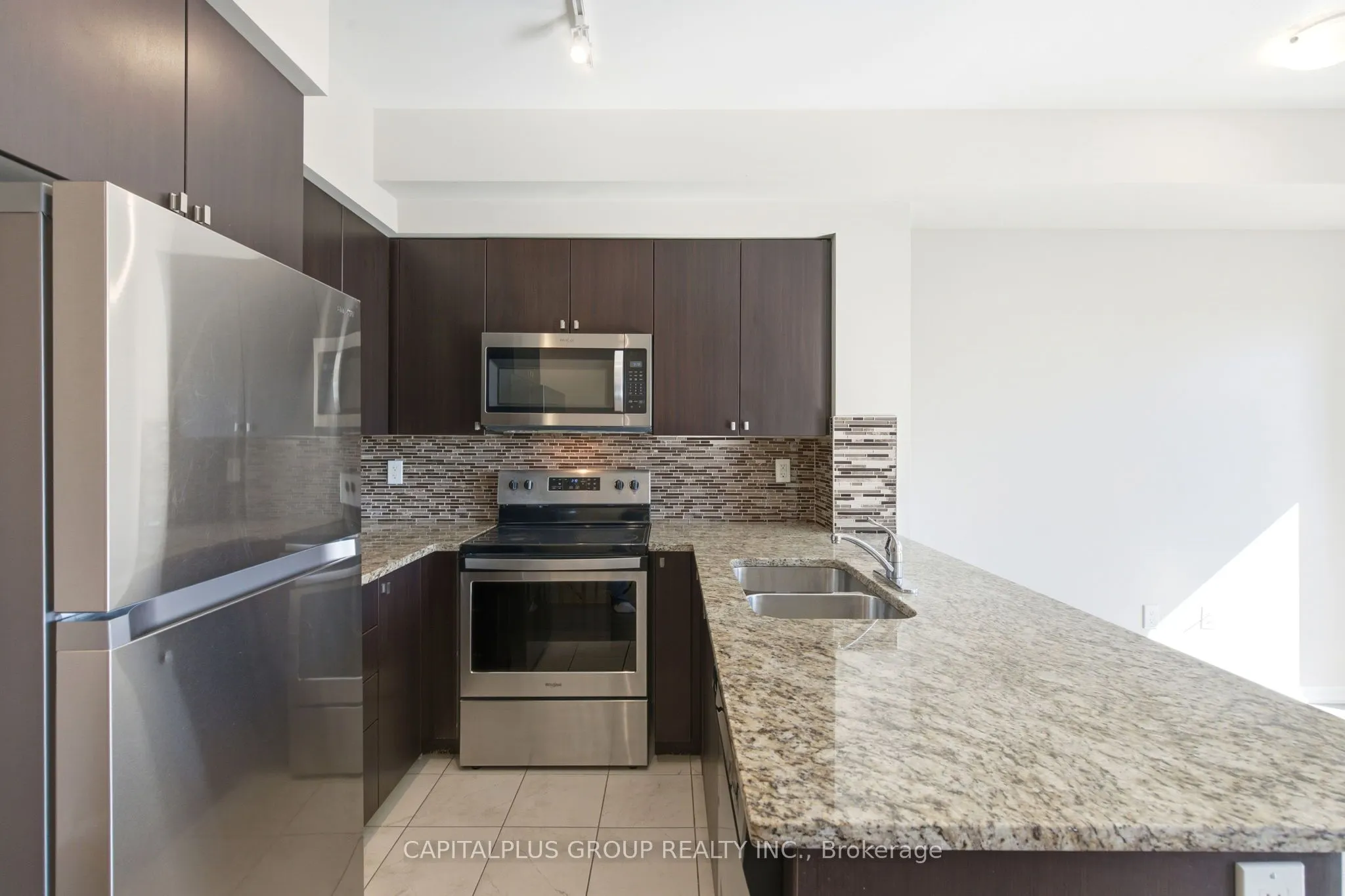 515 Kingbird Grove, #365