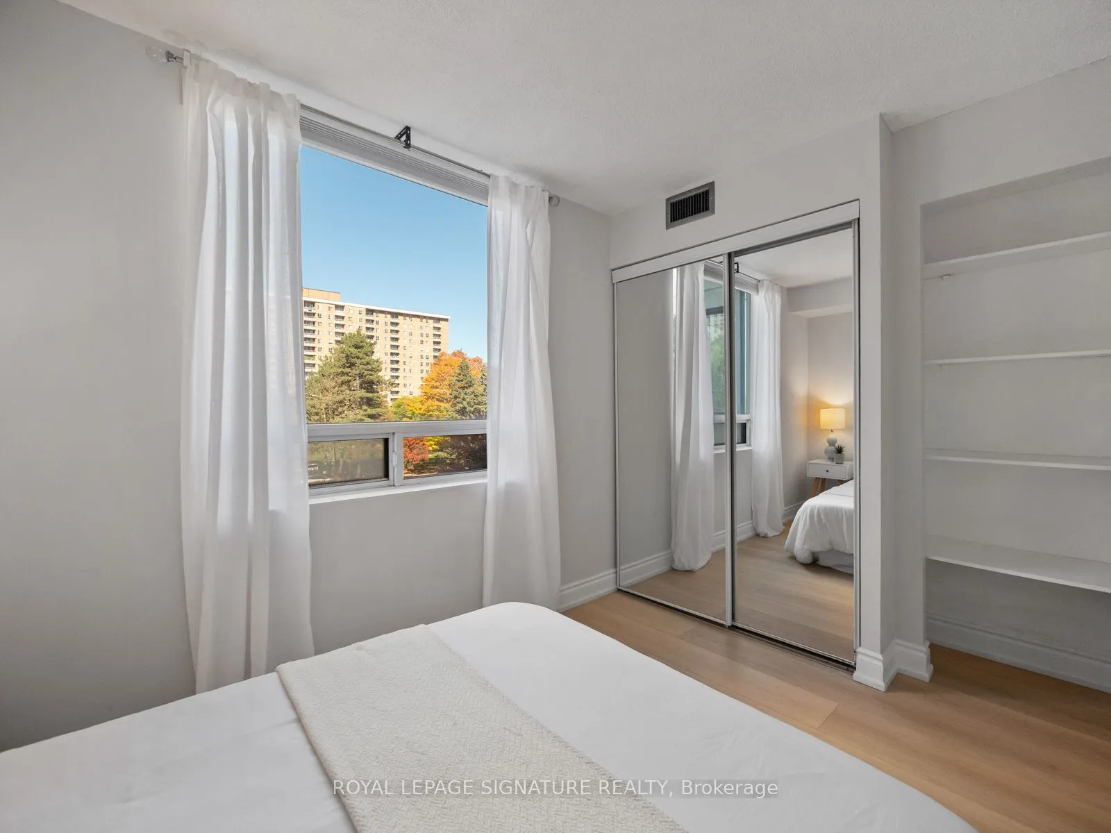 3050 Ellesmere Road, #519