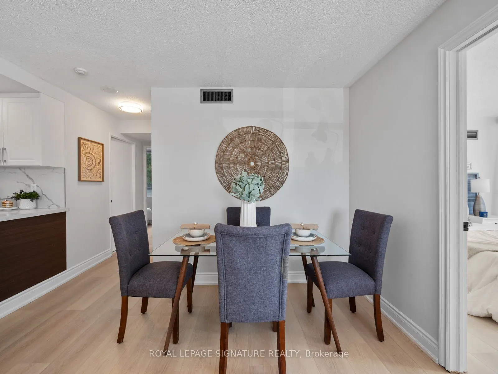 3050 Ellesmere Road, #519