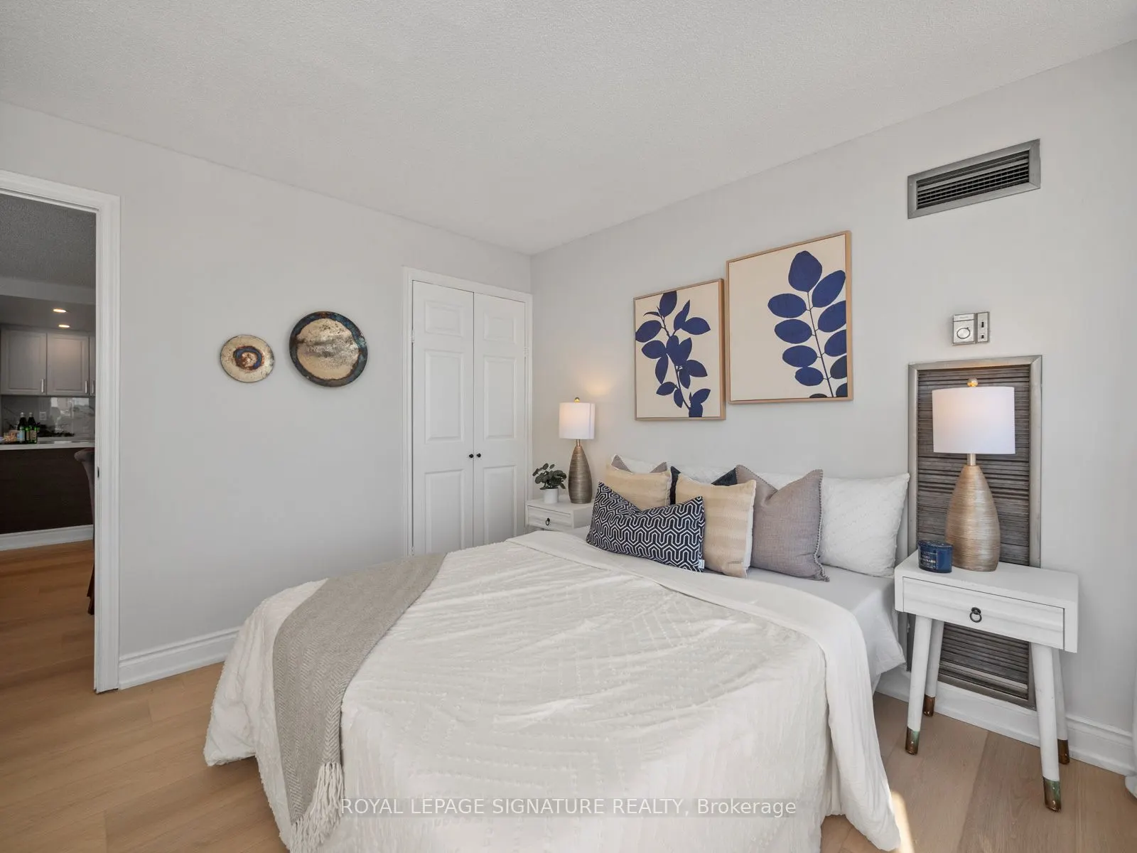 3050 Ellesmere Road, #519