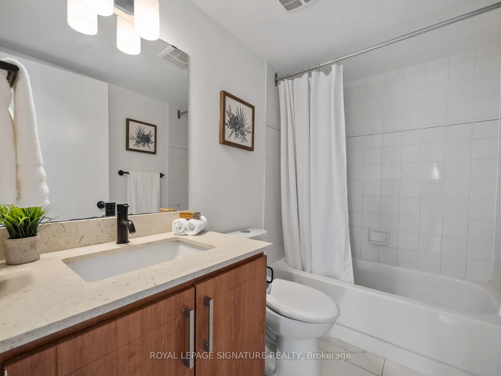 3050 Ellesmere Road, #519