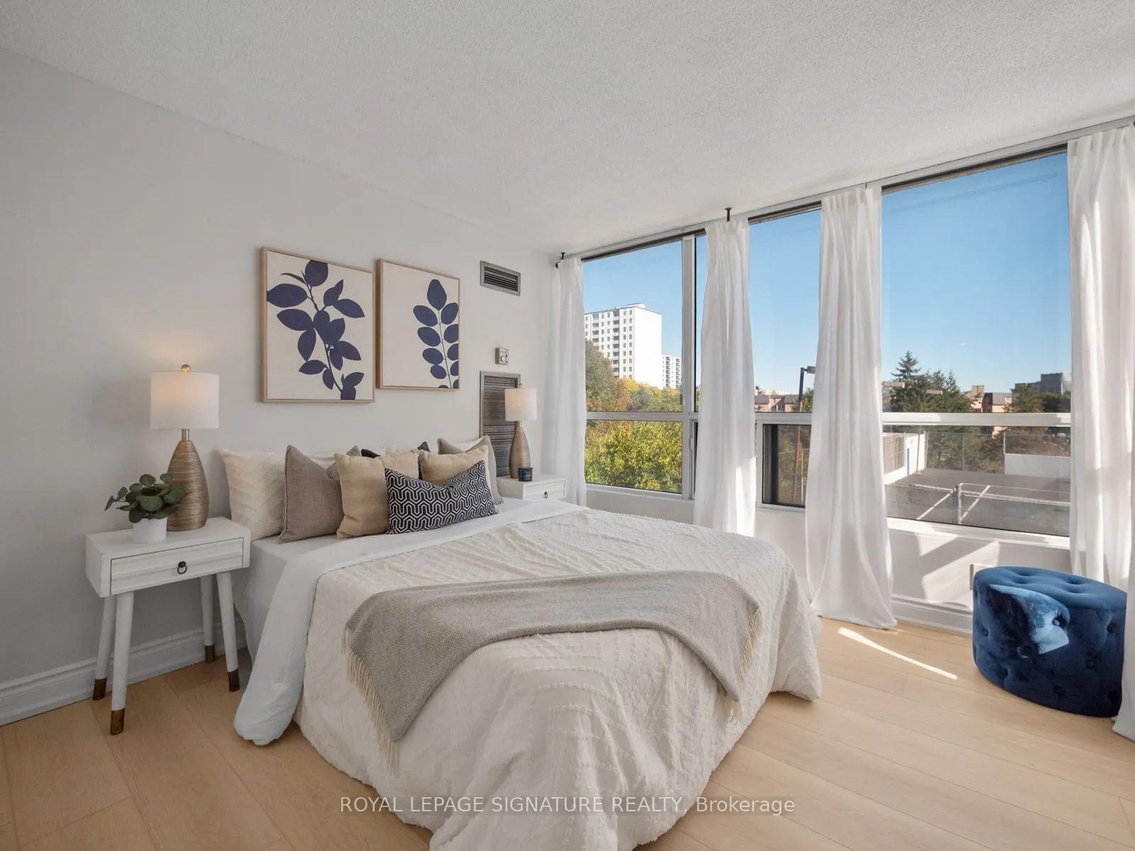3050 Ellesmere Road, #519