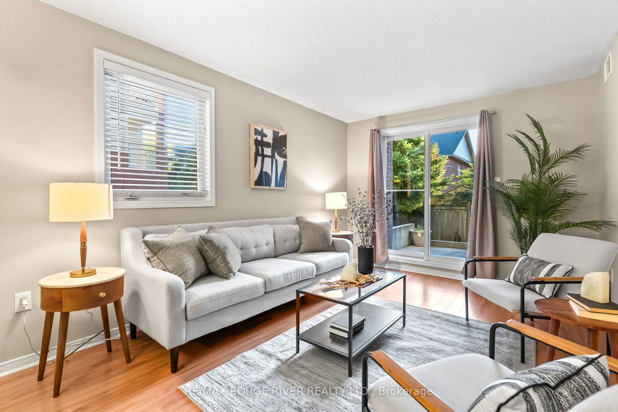 12 Petra Way, #1