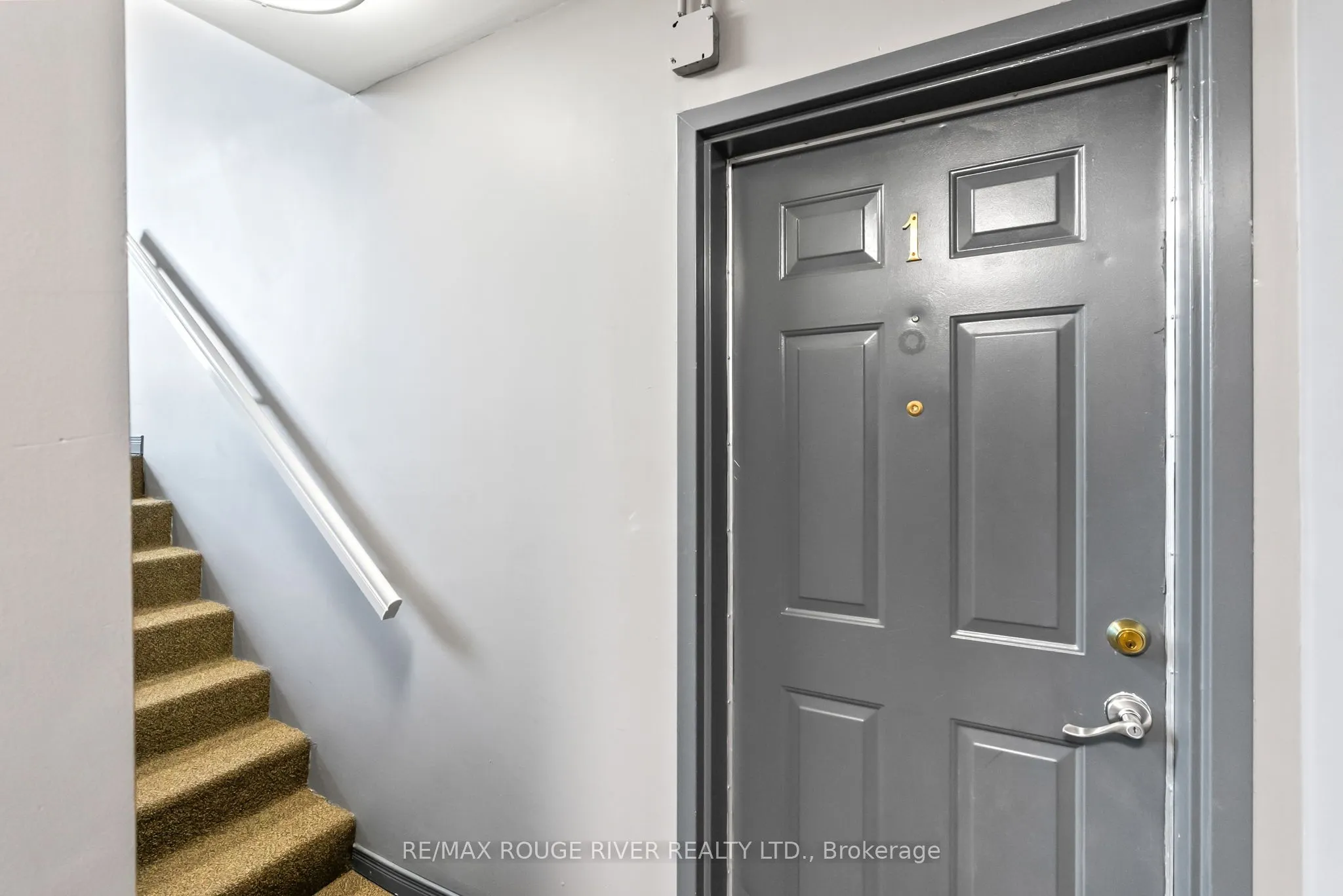 12 Petra Way, #1