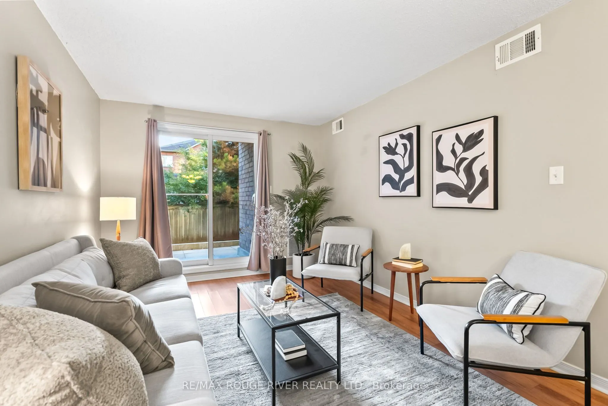 12 Petra Way, #1